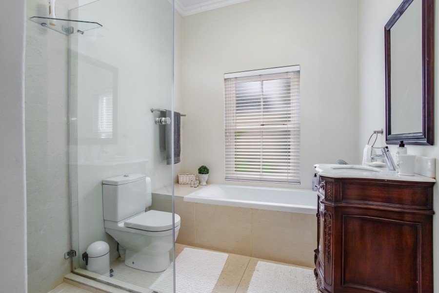 3 Bedroom Property for Sale in Val De Vie Estate Western Cape